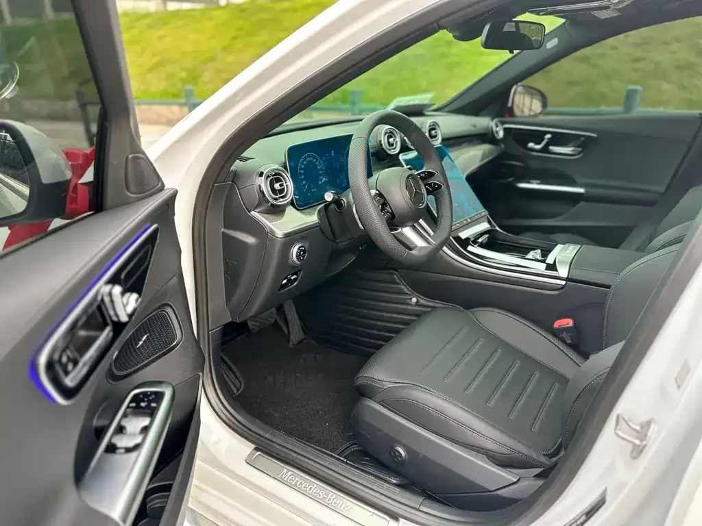 Mercedes-Benz C-Class 2023 из CN, фото 8