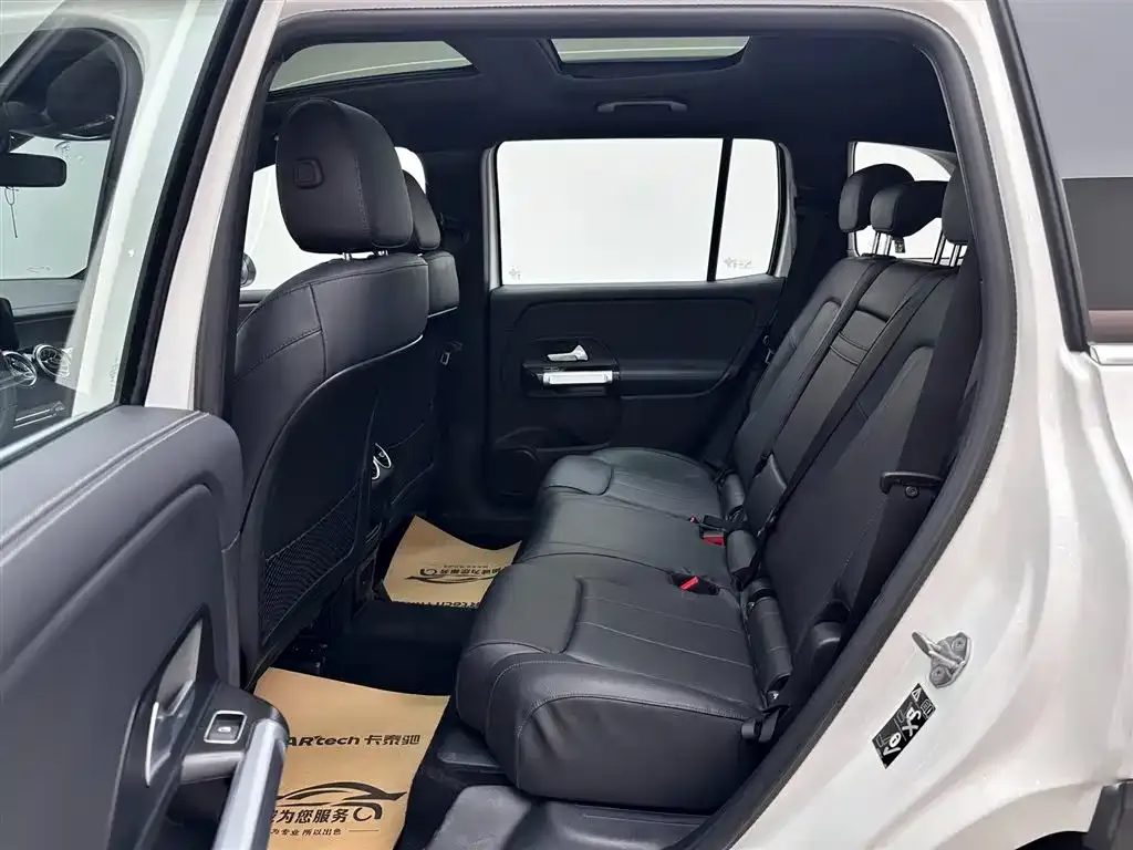 Mercedes-Benz GLB 2023 из CN, фото 5