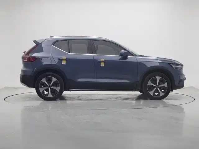 Volvo XC40 2023 из CN, фото 8