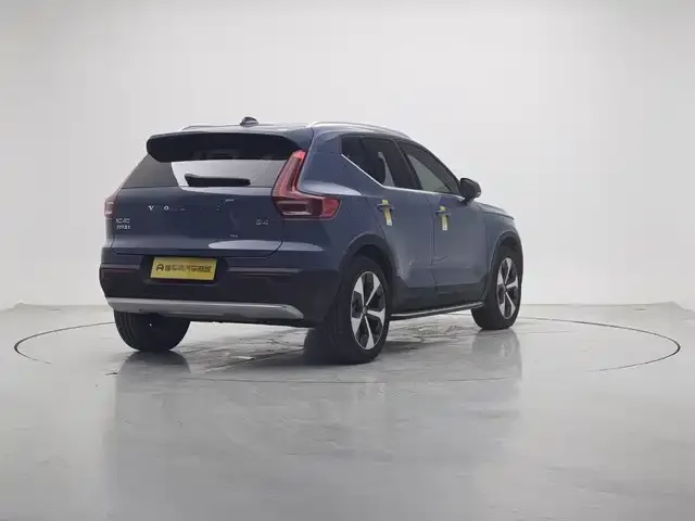 Volvo XC40 2023 из CN, фото 5