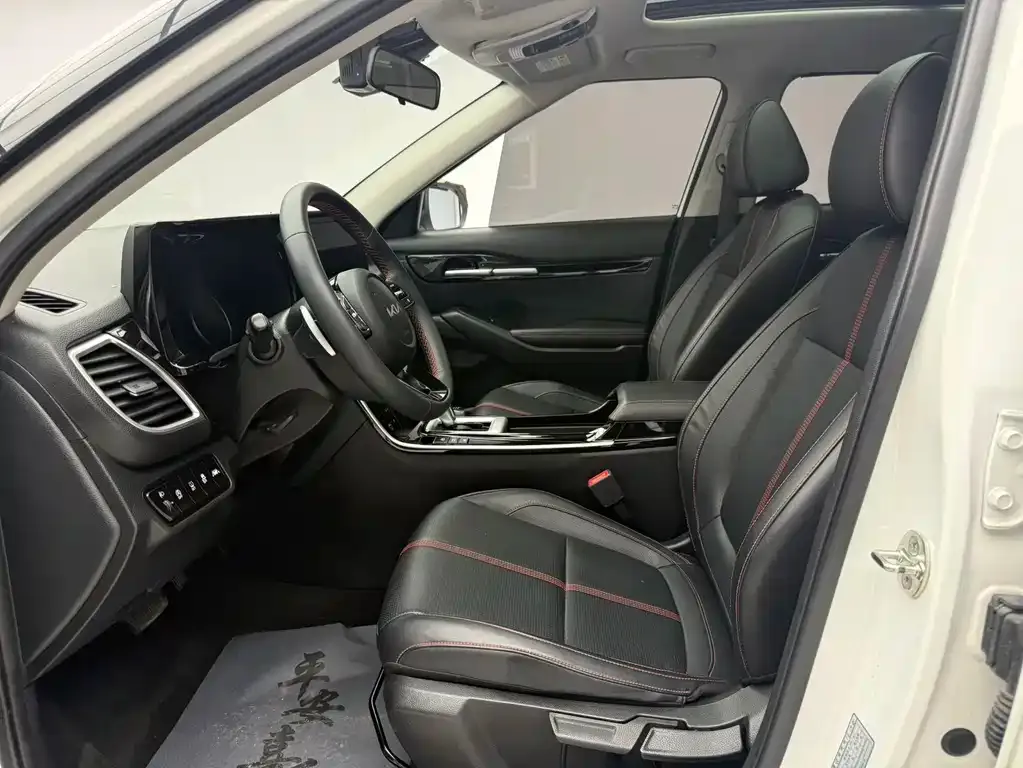 Kia KX3 2022 из CN, фото 9
