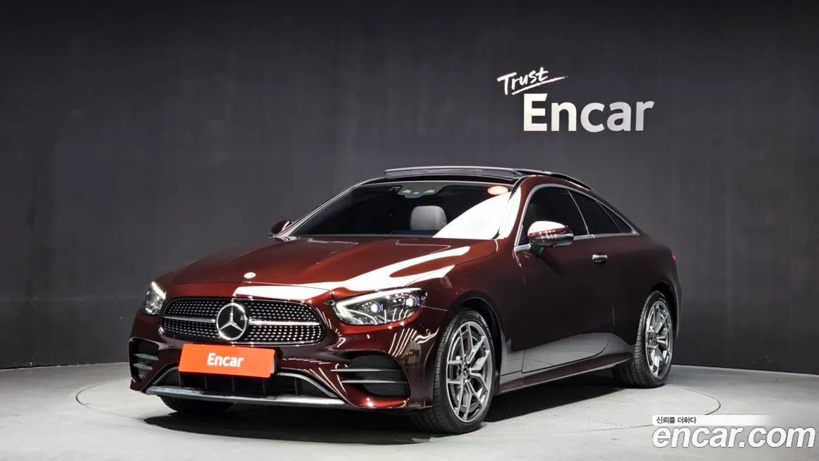 Mercedes-Benz E-Class — фото 1