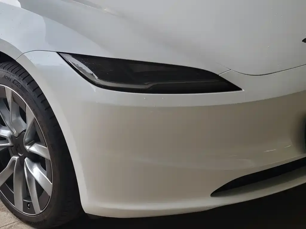 Tesla Model 3 — фото 2