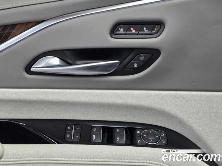 Cadillac Escalade 2023 из KR, фото 4