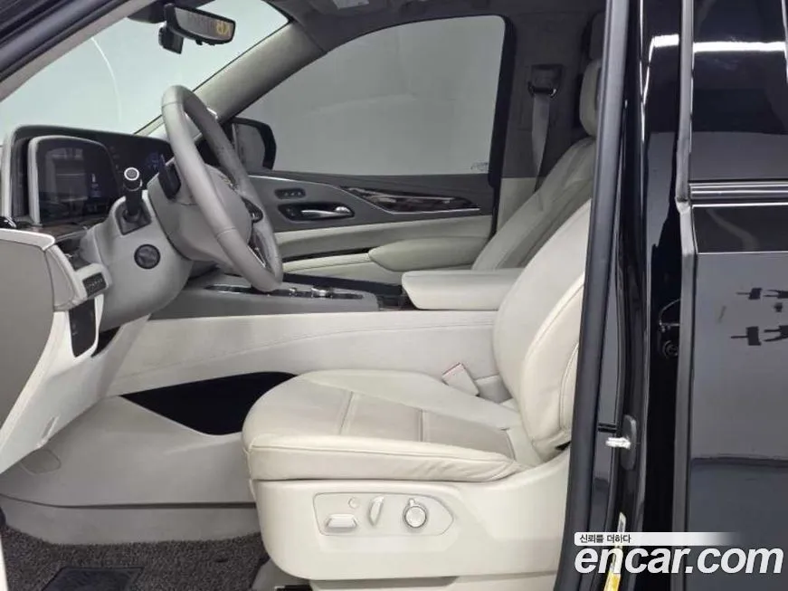 Cadillac Escalade 2023 из KR, фото 9