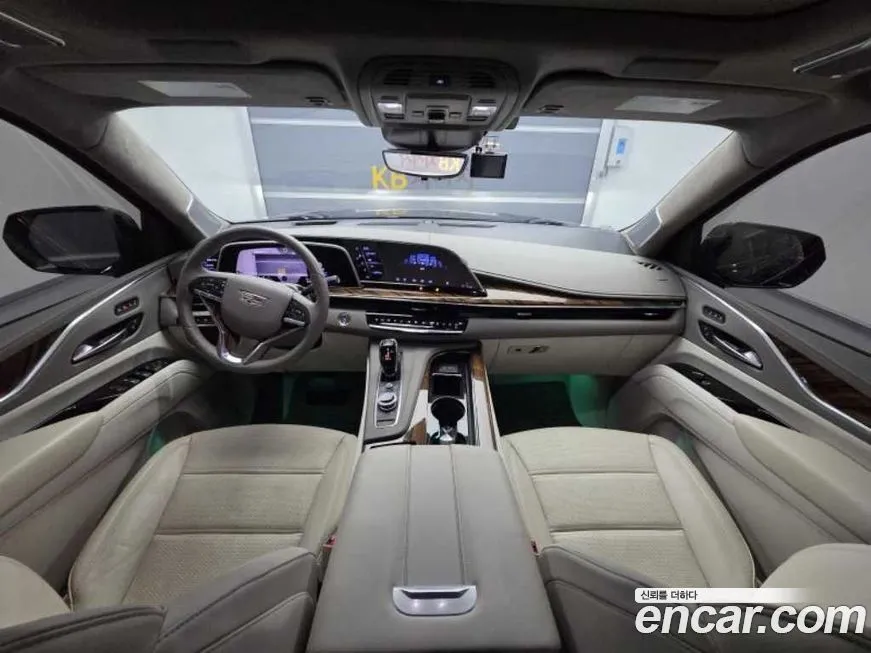 Cadillac Escalade 2023 из KR, фото 8