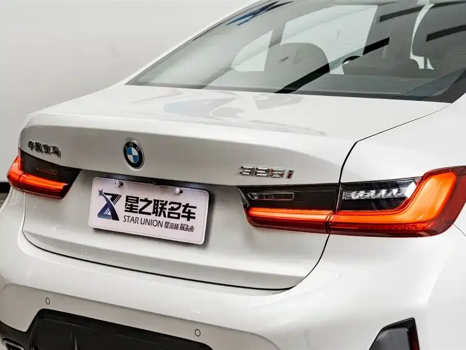 BMW 3 Series 2025 из CN, фото 2