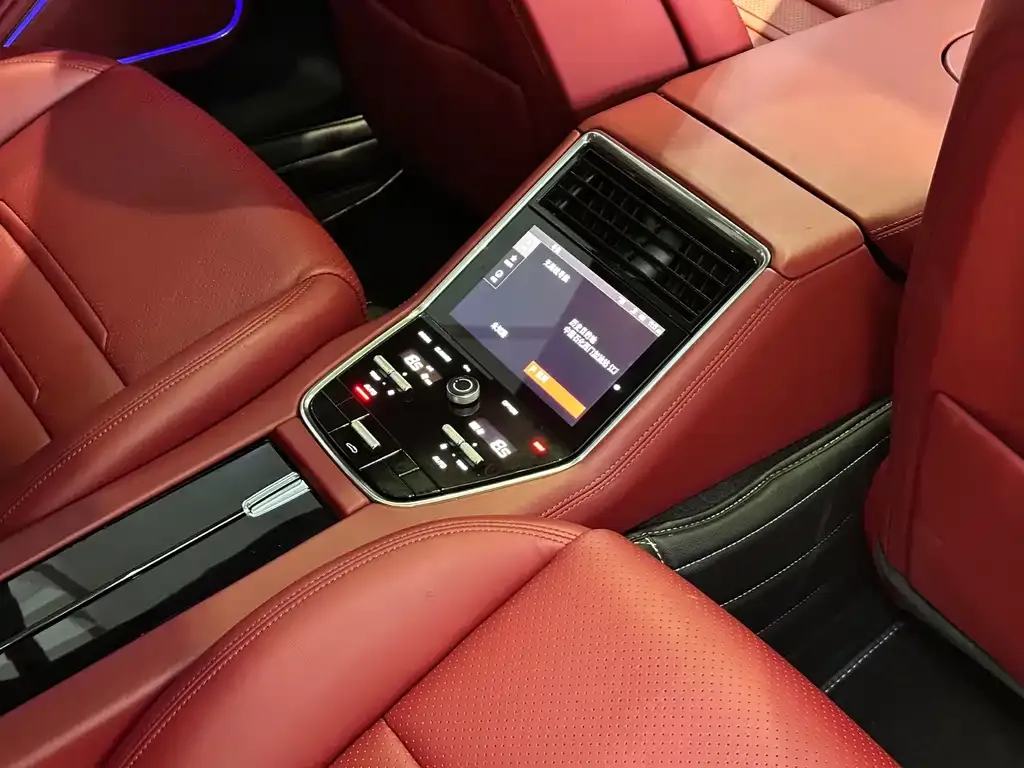 Porsche Panamera 2021 из CN, фото 2