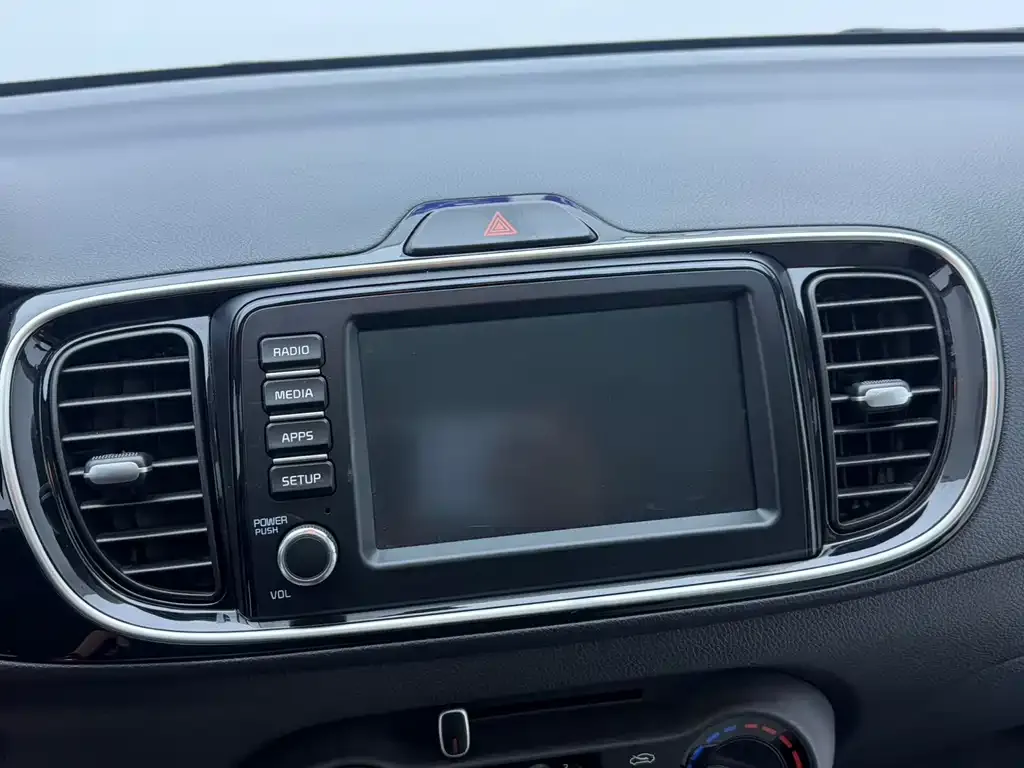 Kia Huanchi 2022 из CN, фото 3