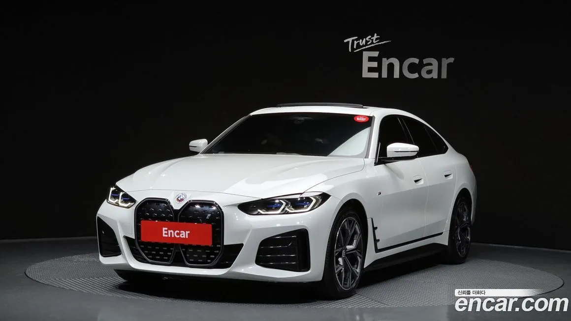 BMW i4 2023 из KR, фото 1