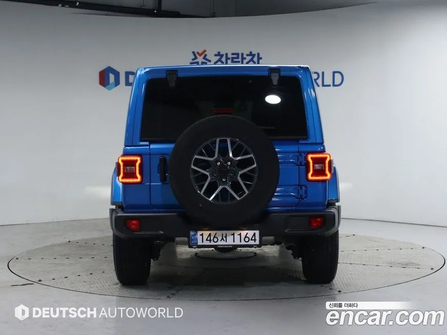 Jeep Wrangler 2024 из KR, фото 3