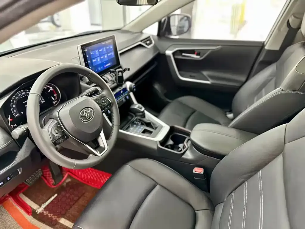Toyota RAV4 2021 из CN, фото 6