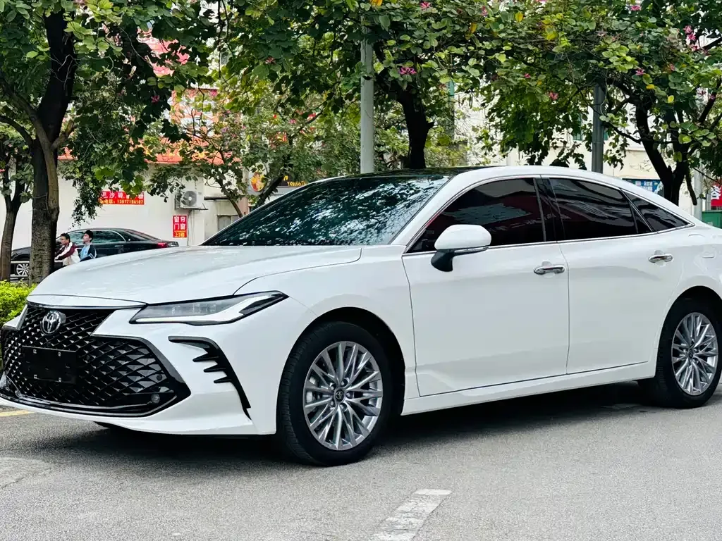 Toyota Avalon 2025 из CN, фото 1