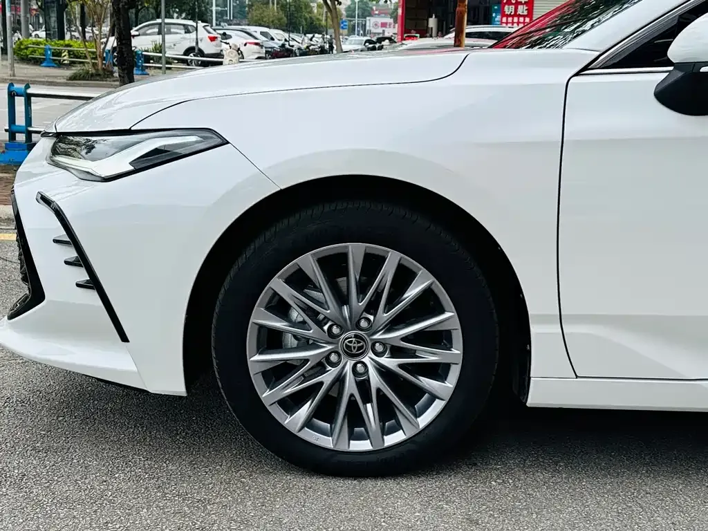 Toyota Avalon 2025 из CN, фото 2