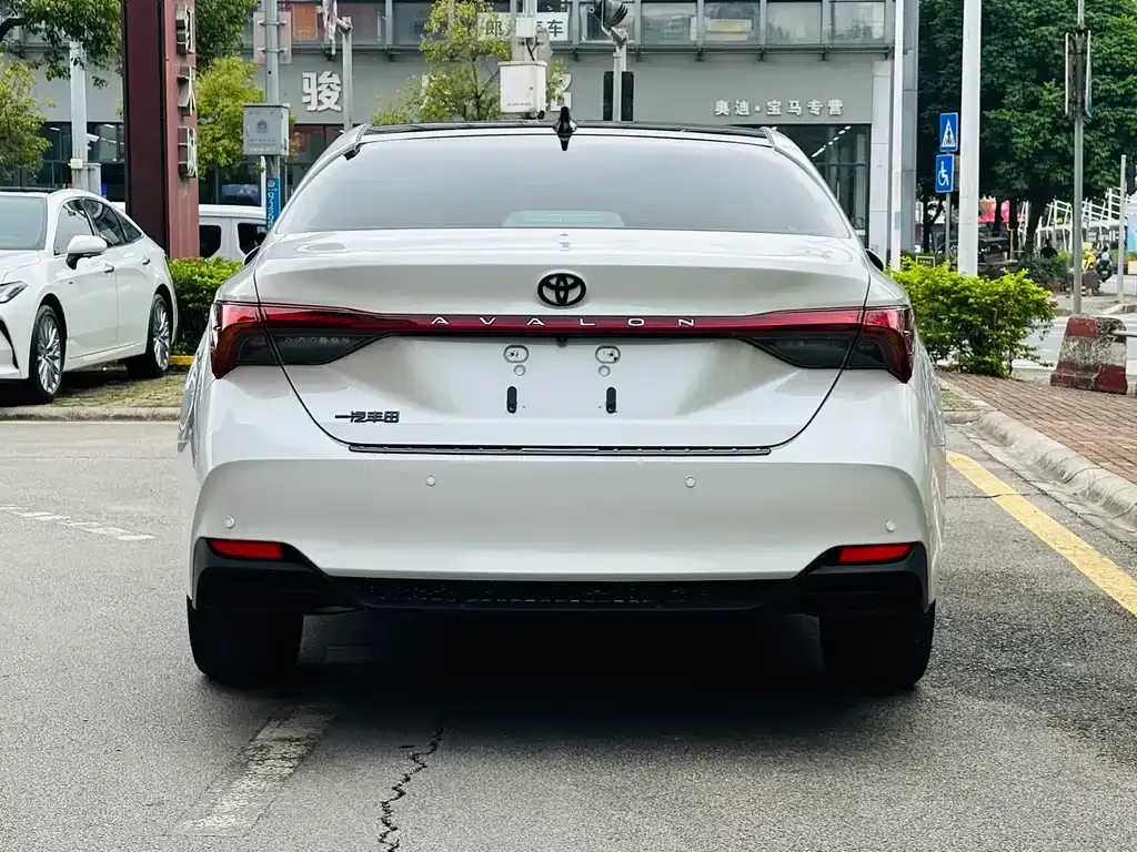 Toyota Avalon 2025 из CN, фото 3