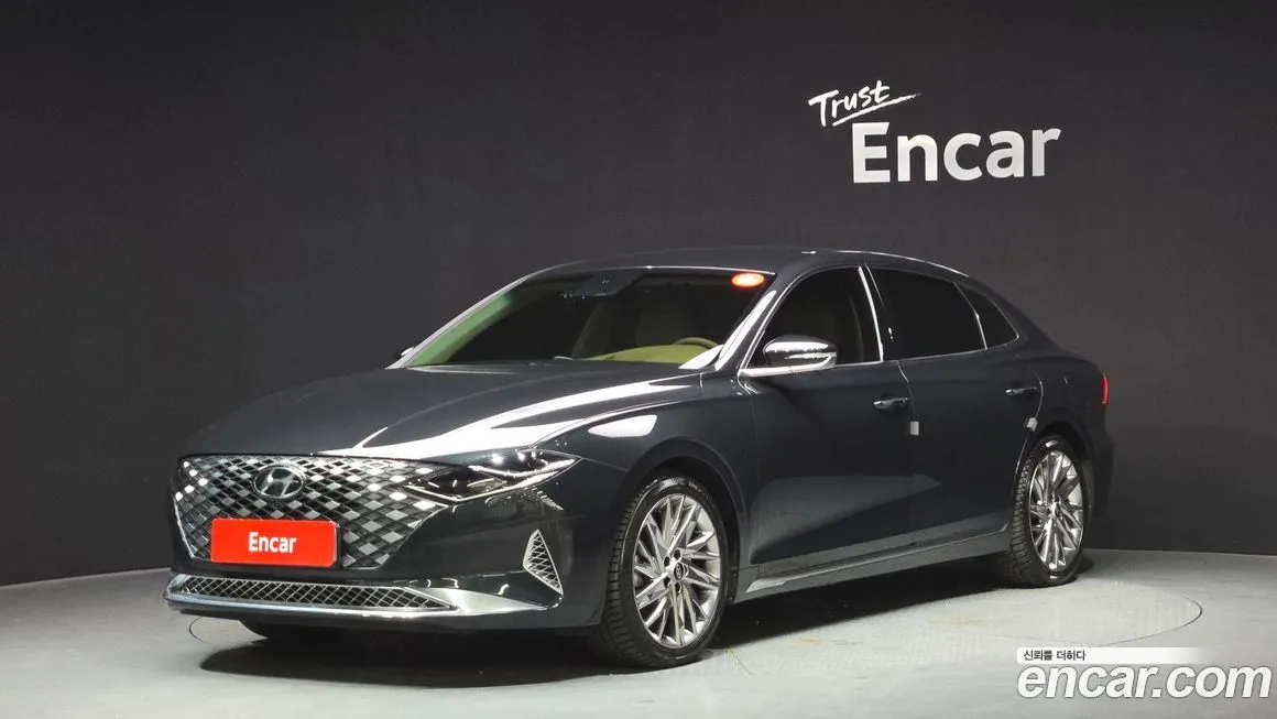 Hyundai Grandeur — фото 1