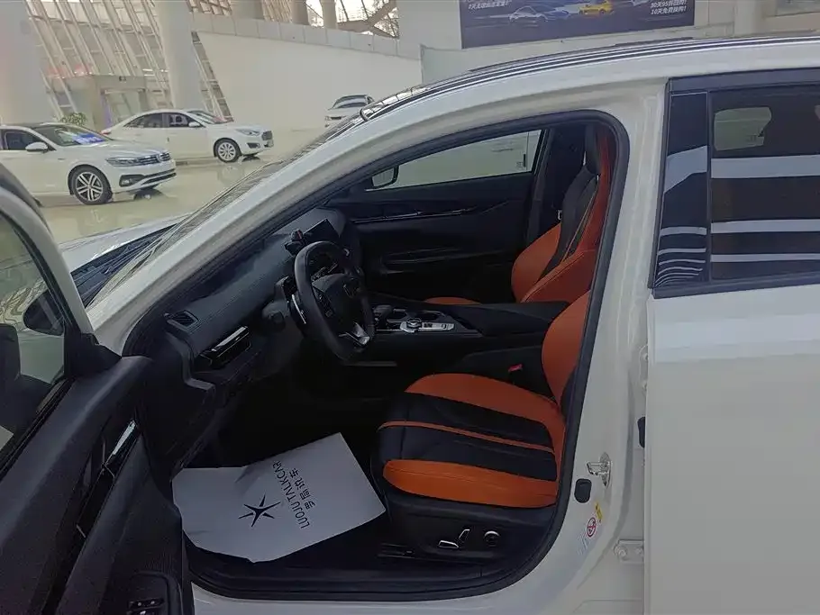 Changan UNI-V 2024 из CN, фото 5