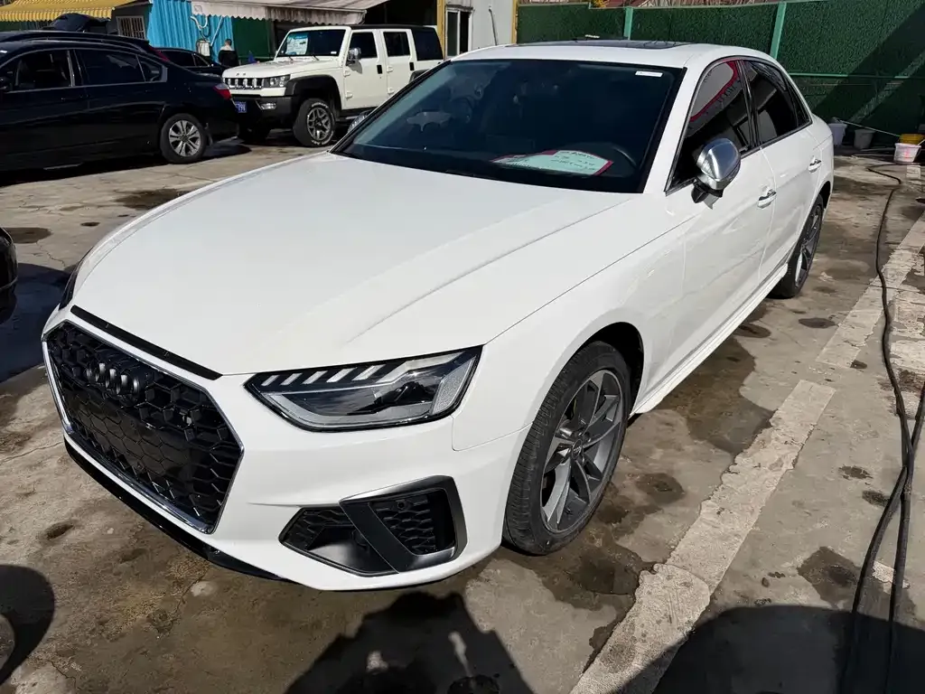 Audi A4L 2021 из CN, фото 1