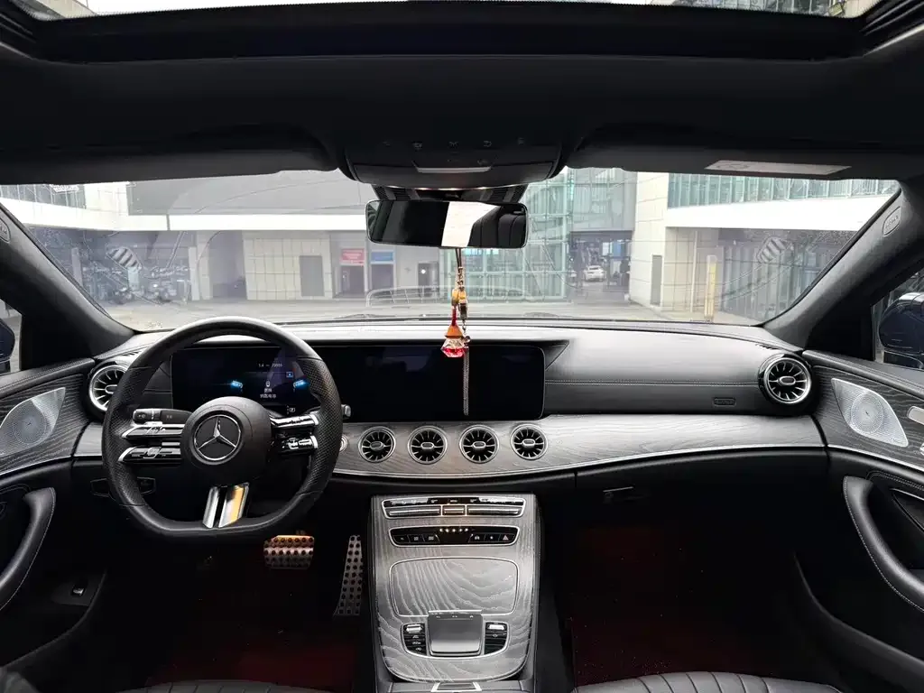 Mercedes-Benz CLS — фото 5