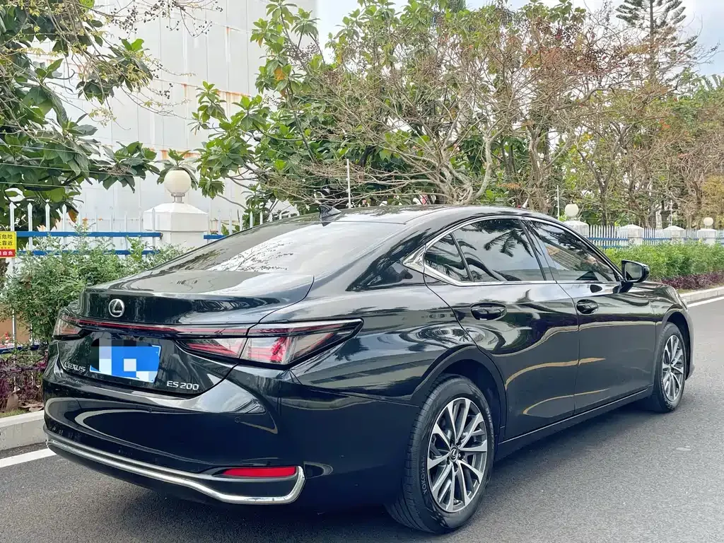 Lexus ES 2025 из CN, фото 5