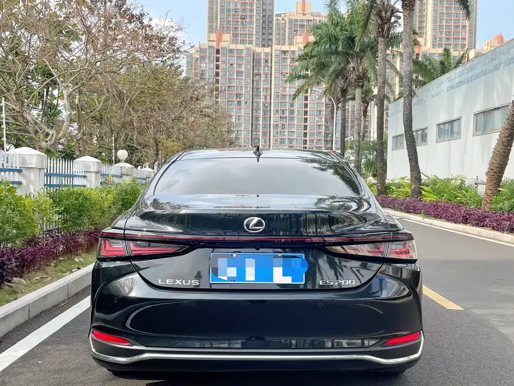 Lexus ES 2025 из CN, фото 6