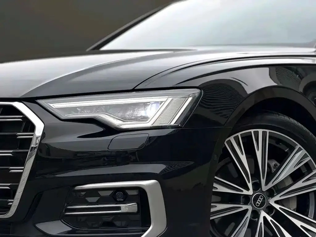 Audi A6L 2024 из CN, фото 5