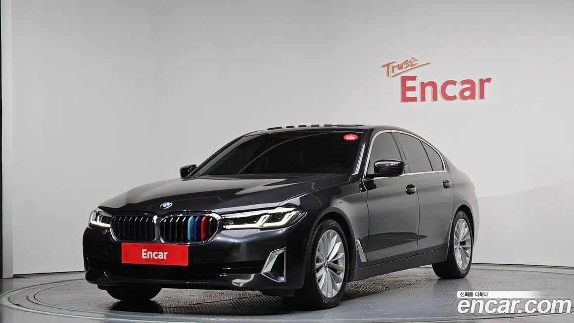 BMW 5-Series 2023 из KR, фото 1