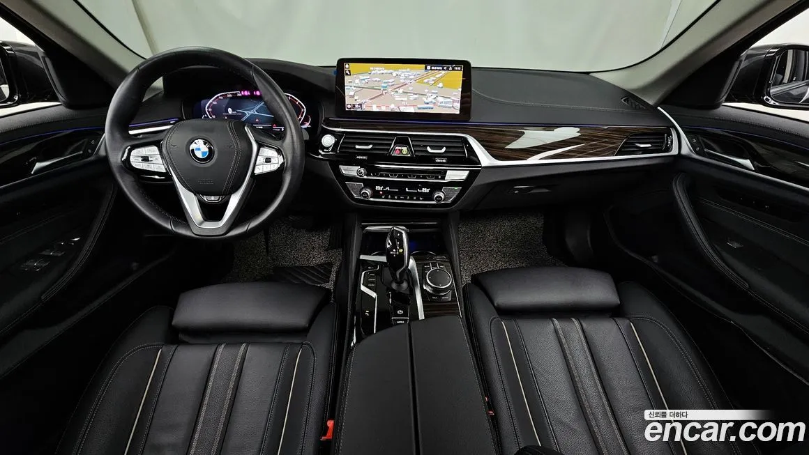 BMW 5-Series 2023 из KR, фото 8