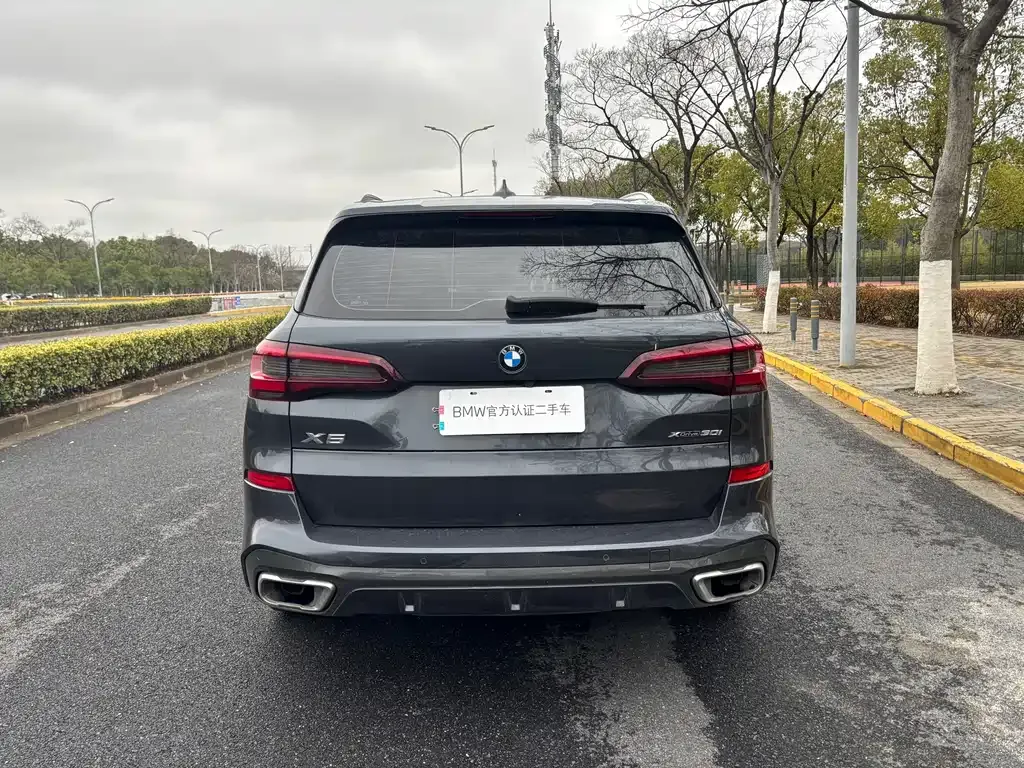 BMW X5 (Import) — фото 7