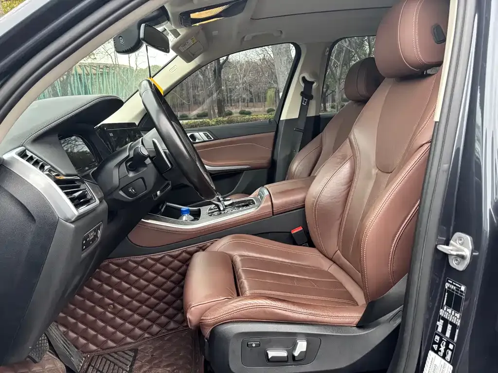 BMW X5 (Import) — фото 2