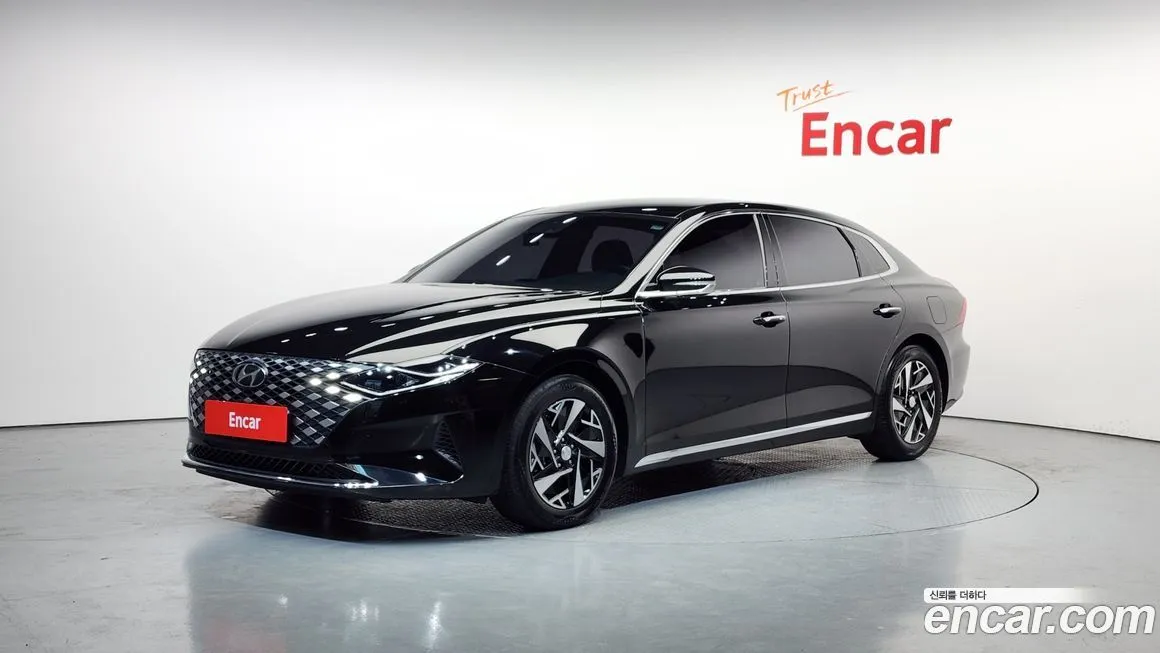 Hyundai Grandeur — фото 1