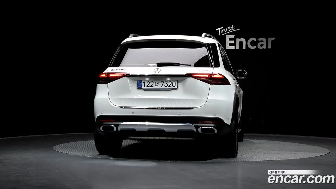 Mercedes-Benz GLE-Class — фото 4