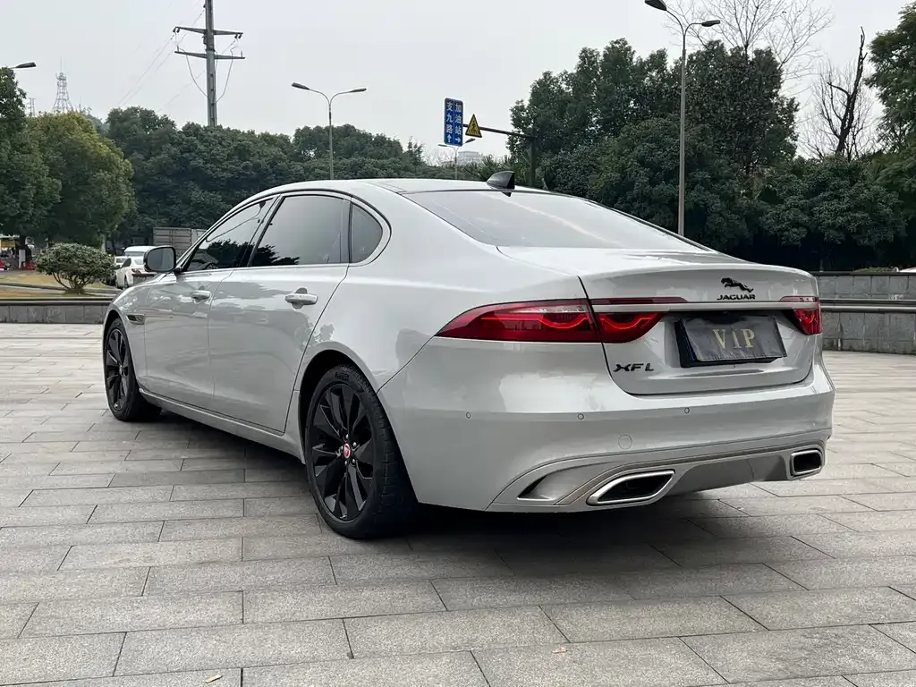 Jaguar XFL 2023 из CN, фото 10