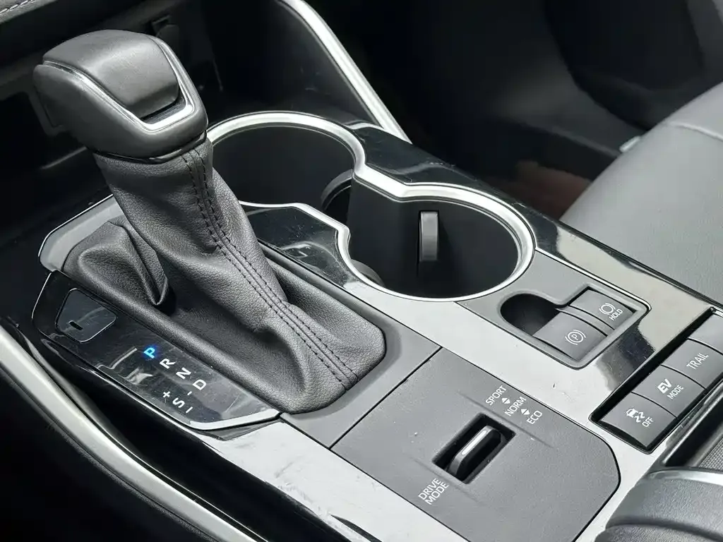 Toyota Highlander 2025 из CN, фото 9