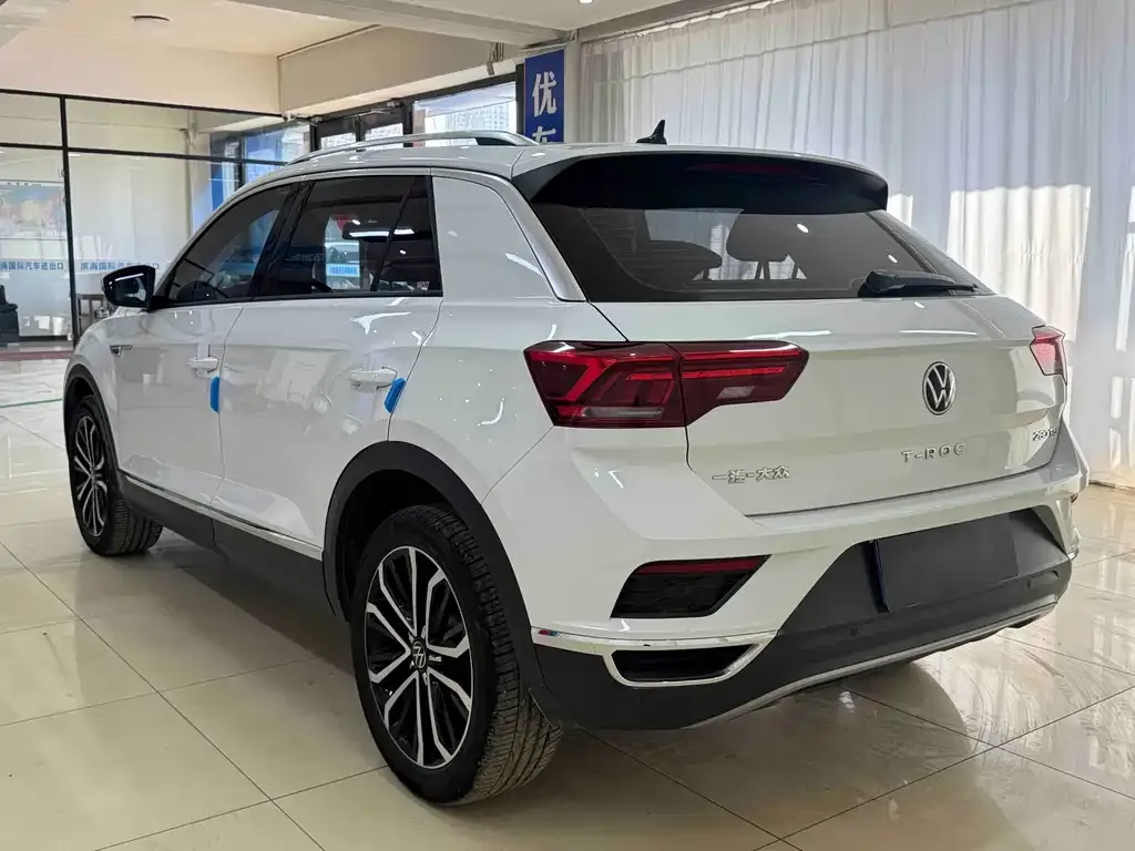 Volkswagen T-Roc 2022 из CN, фото 2