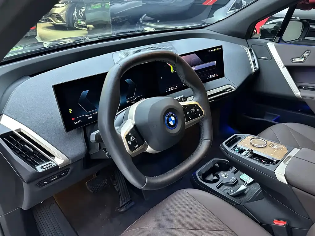 BMW iX 2024 из CN, фото 8