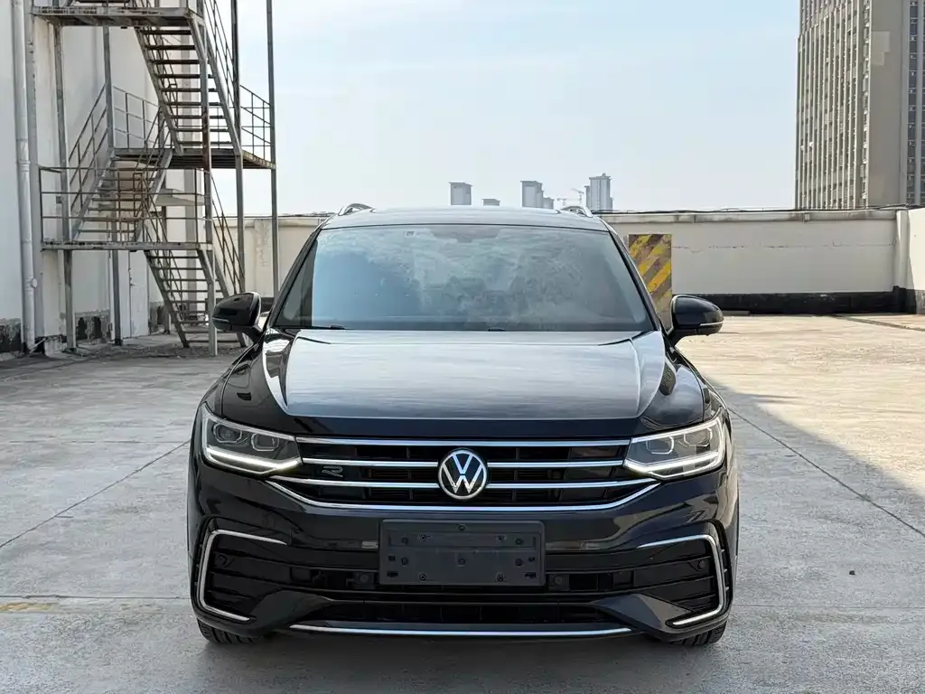 Volkswagen Tiguan L 2022 из CN, фото 7