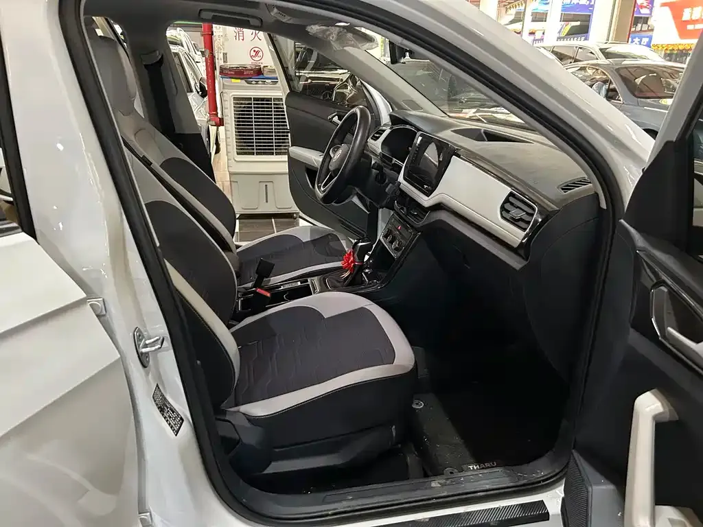 Volkswagen Tharu 2025 из CN, фото 9