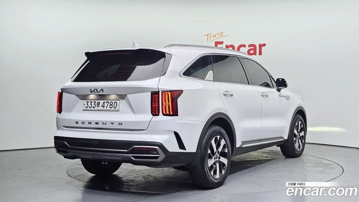Kia Sorento — фото 5