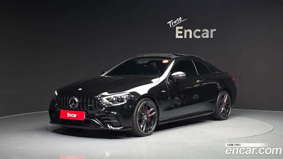 Mercedes-Benz E-Class — фото 1