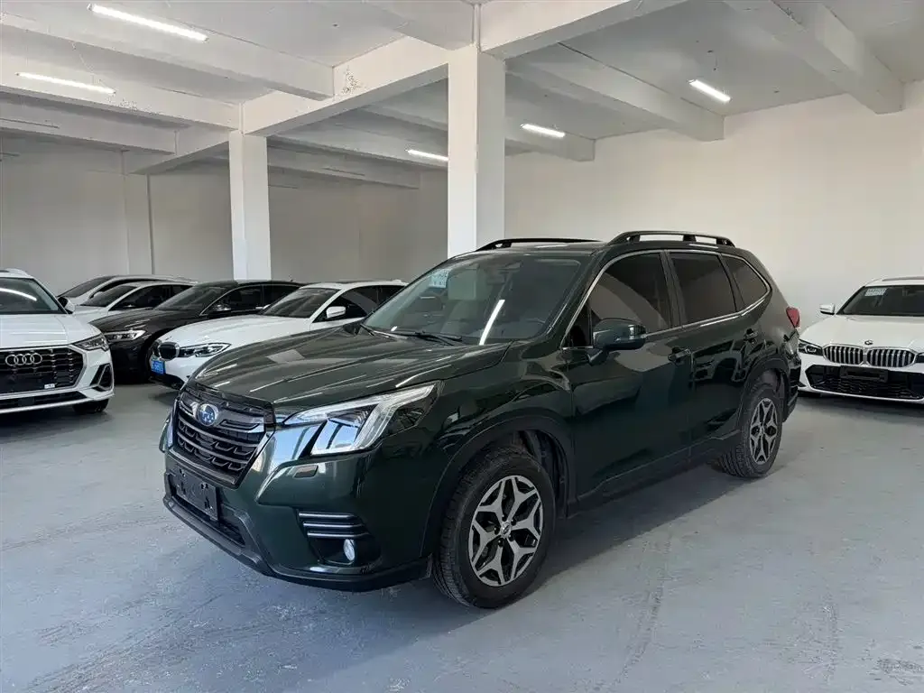 Subaru Forester — фото 1