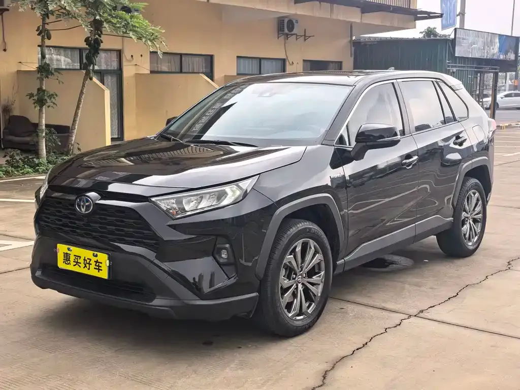 Toyota RAV4 2024 из CN, фото 1