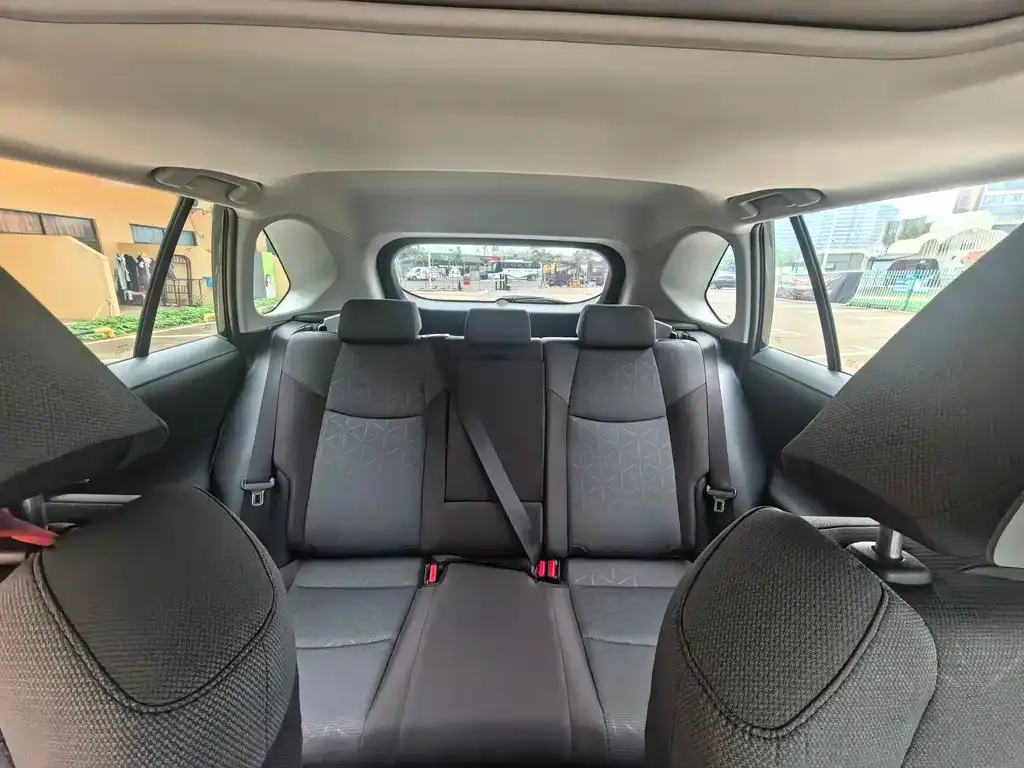 Toyota RAV4 2024 из CN, фото 7