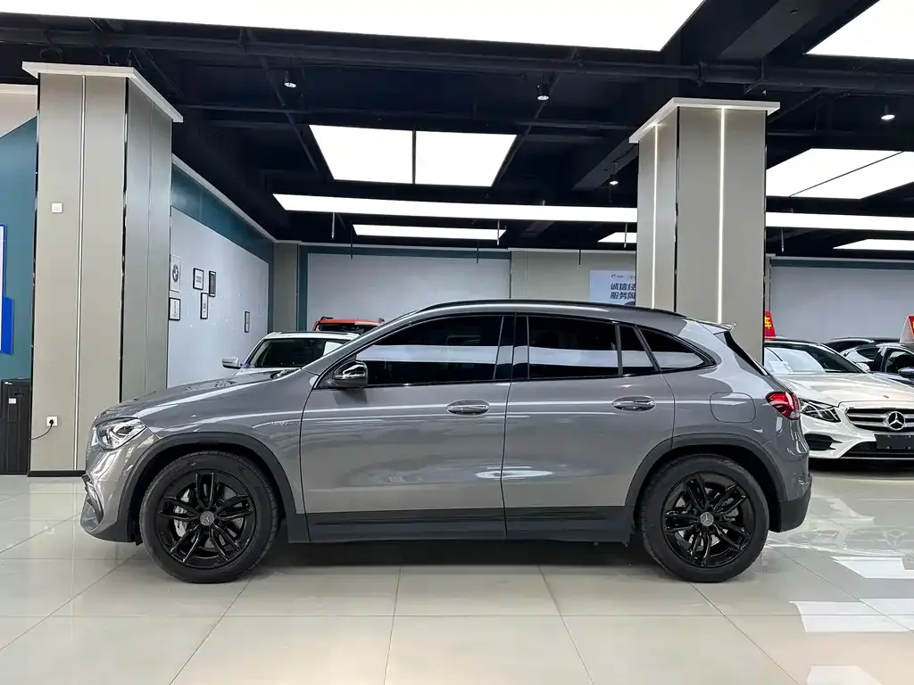 Mercedes-Benz GLA AMG 2024 из CN, фото 2
