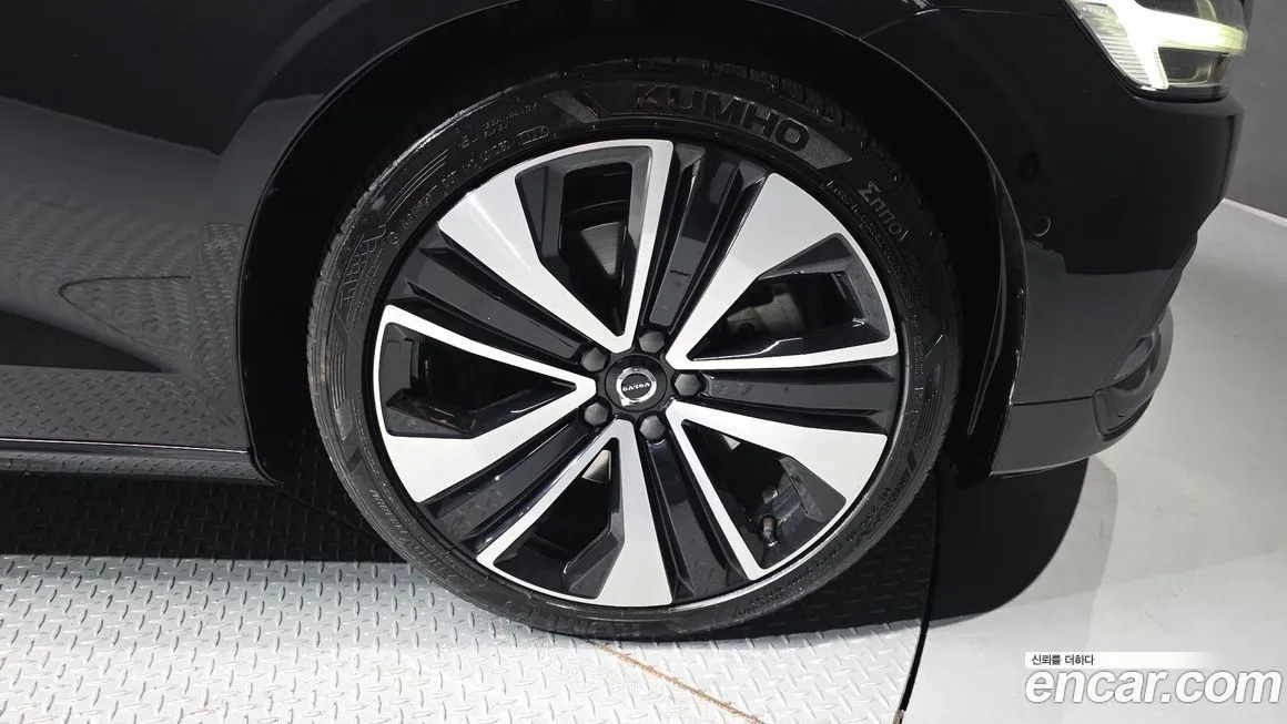 Volvo S60 2023 из KR, фото 7