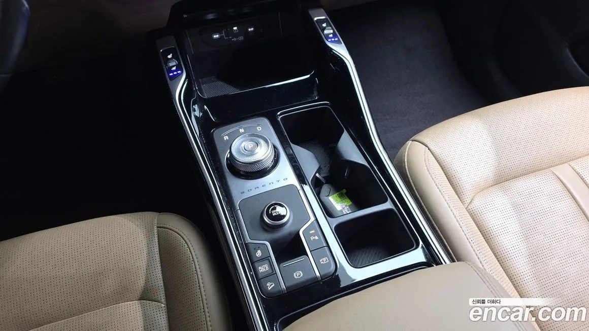 Kia Sorento — фото 10