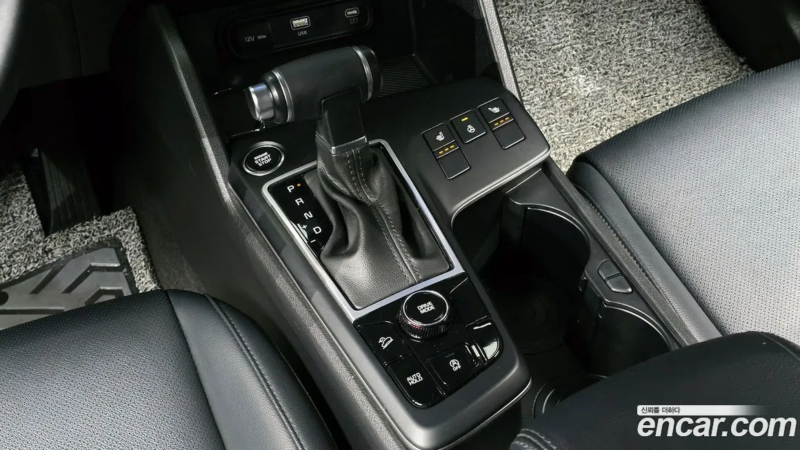 Kia Sportage — фото 10