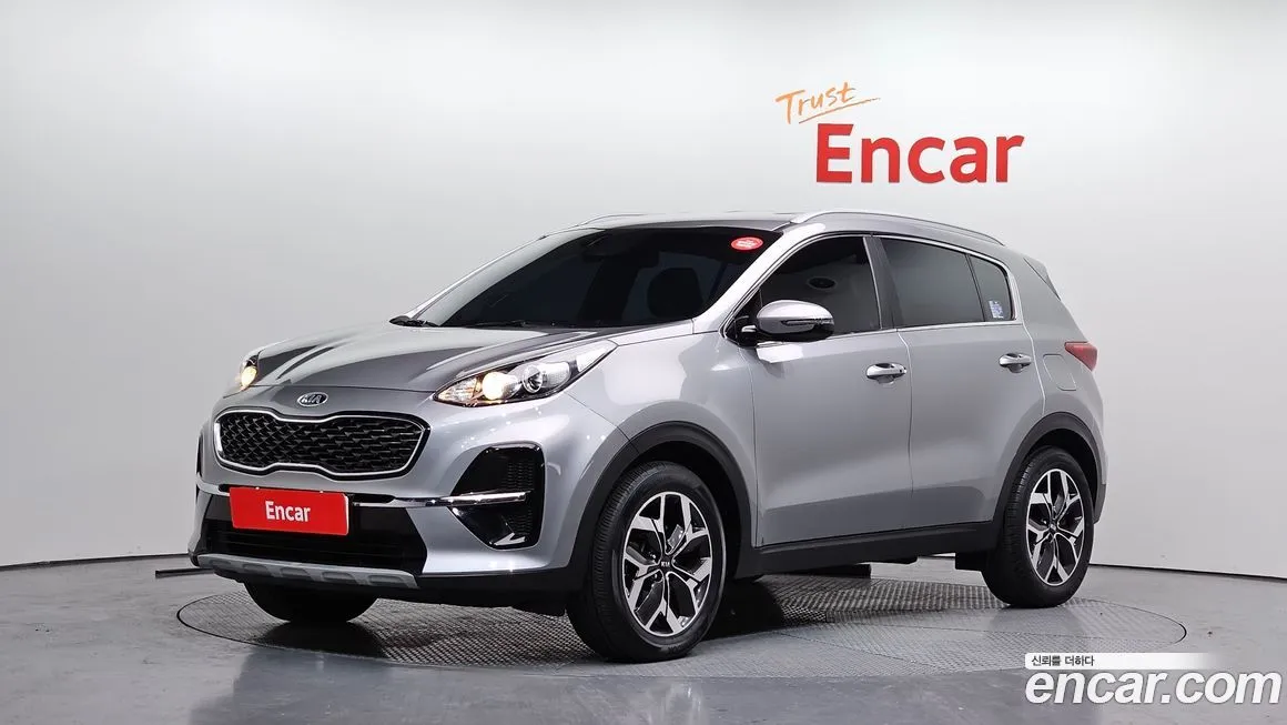 Kia Sportage — фото 1