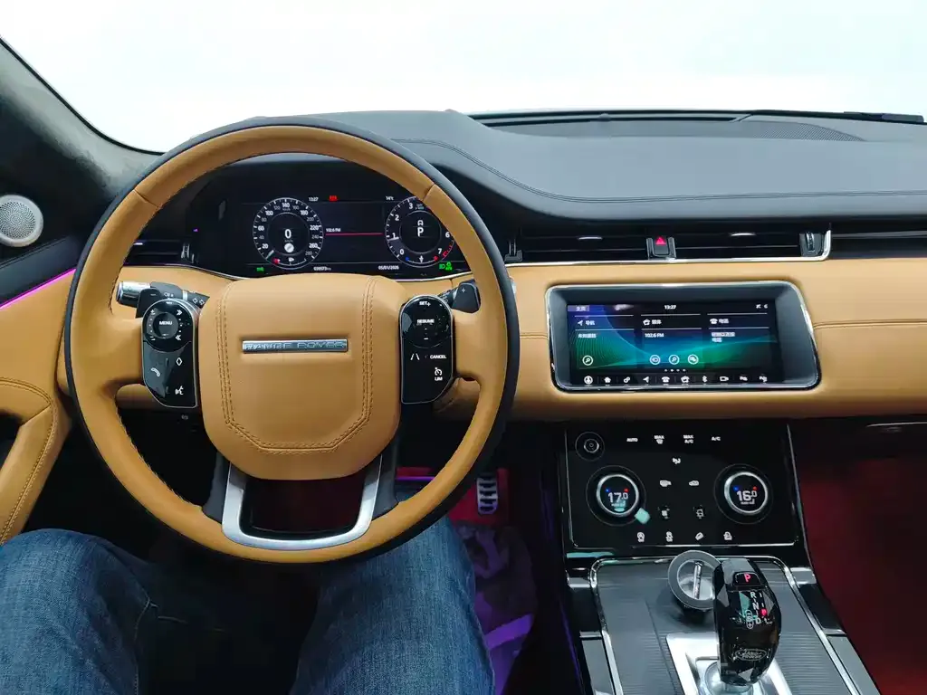 Land Rover Evoque — фото 9