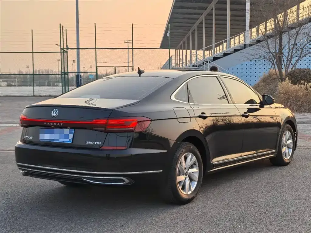 Volkswagen Passat 2022 из CN, фото 4